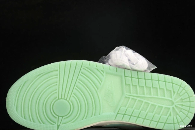 Reps TBkick CQ9828-131 Jordan 1 Island Low Air Green 0812